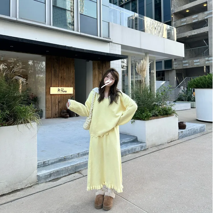 晶咕软软【简爱独白】法式温柔风连帽蕾丝纯色针织上衣+半身裙套装