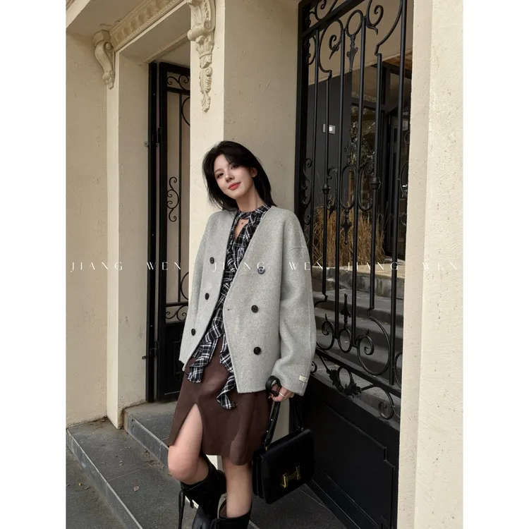 【云雾石】“80羊毛”简约V领双面呢双排扣宽松显瘦毛呢外套