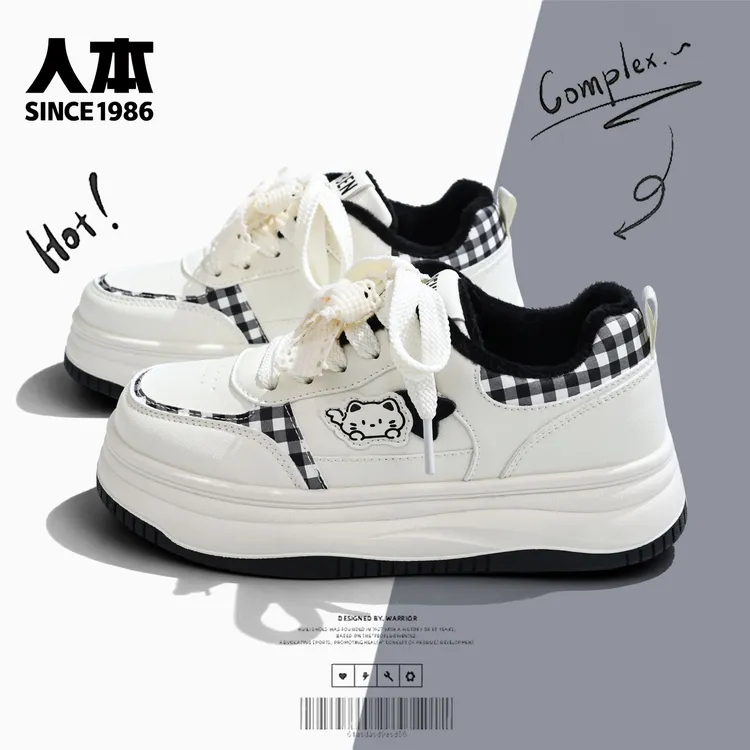 人本冬季新款加绒卡通可爱学生休闲运动鞋百搭学生板鞋小白鞋女