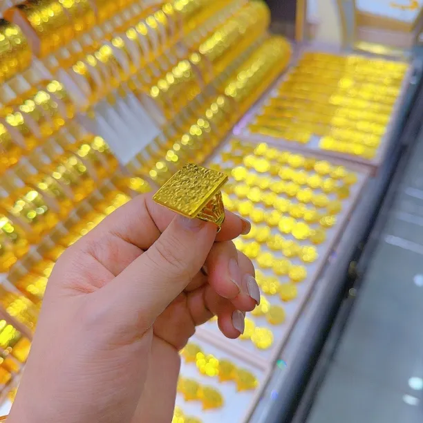 铜合金戒指 爱纳扎尔不易掉色时尚百搭个性新款金色戒指001679466