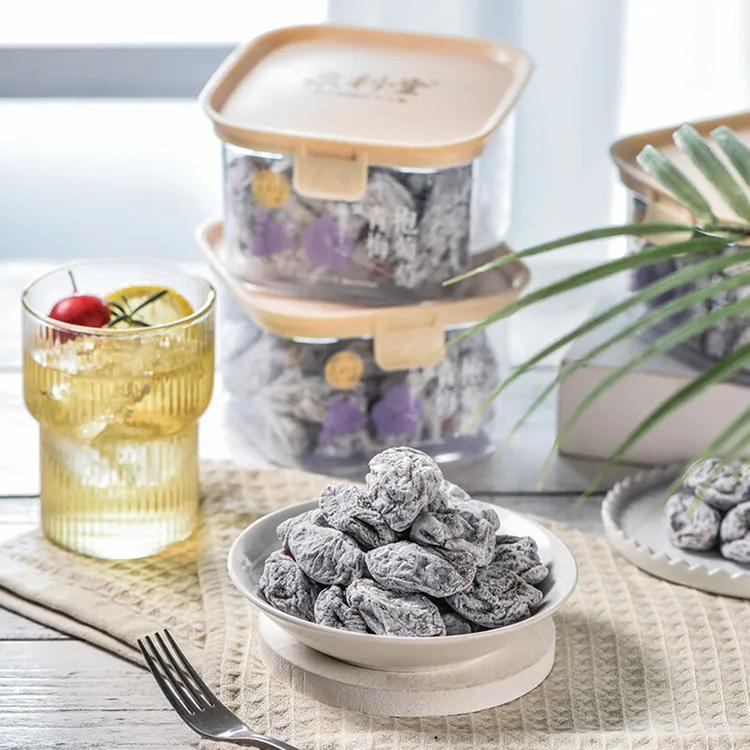 泉利堂正品青梅抱葡萄爆浆蜜饯果干休闲水果孕妇零食酸甜果脯