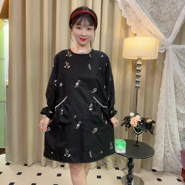 时尚森系刺绣罩衣长袖女款小个子外穿反穿透气防泼水家用上班餐饮