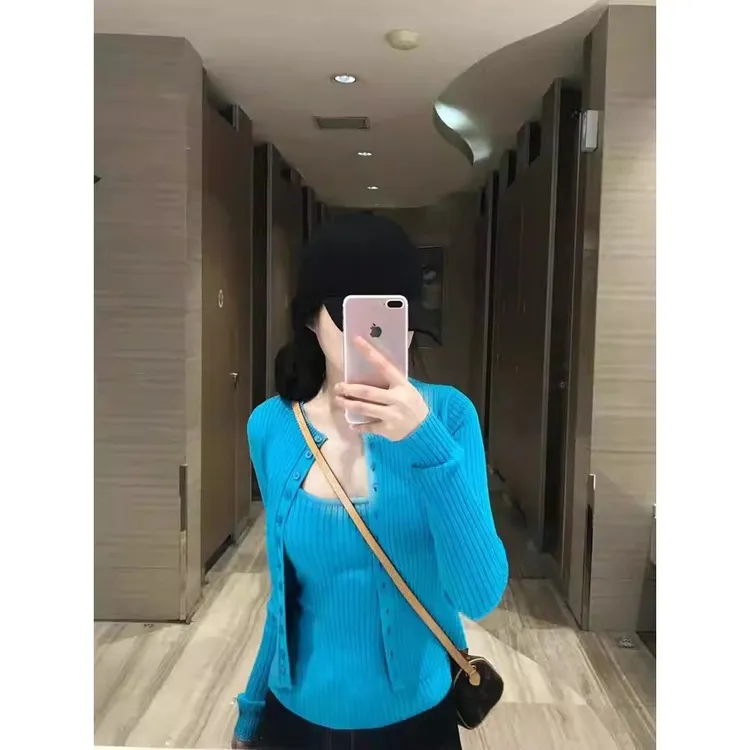 韩系穿搭蓝色针织吊带开衫两件套女2025新款辣妹修身长袖上衣外套