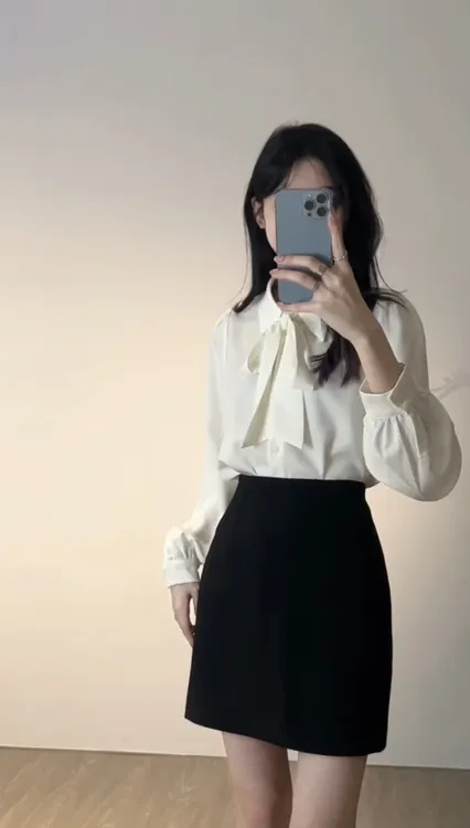 【月光漫游】系带蝴蝶结通勤长袖衬衫法式黑色短款半身裙两件套装