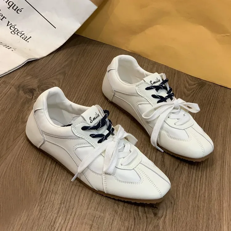 断码清仓！双鞋带方头真皮单鞋平底休闲鞋