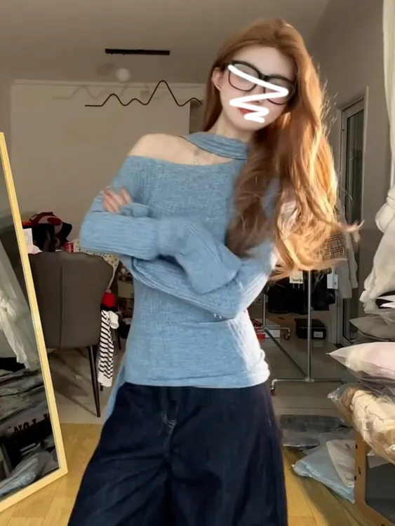 微胖mm穿搭天辣妹斜肩上衣女新款超好看辣妹露肩长袖修身针织T恤