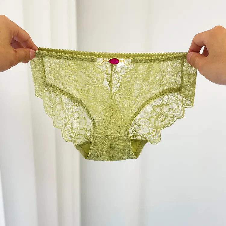 性感纯色速干蕾丝无痕低腰棉裆女三角内裤透气女士钻石纯欲风时尚