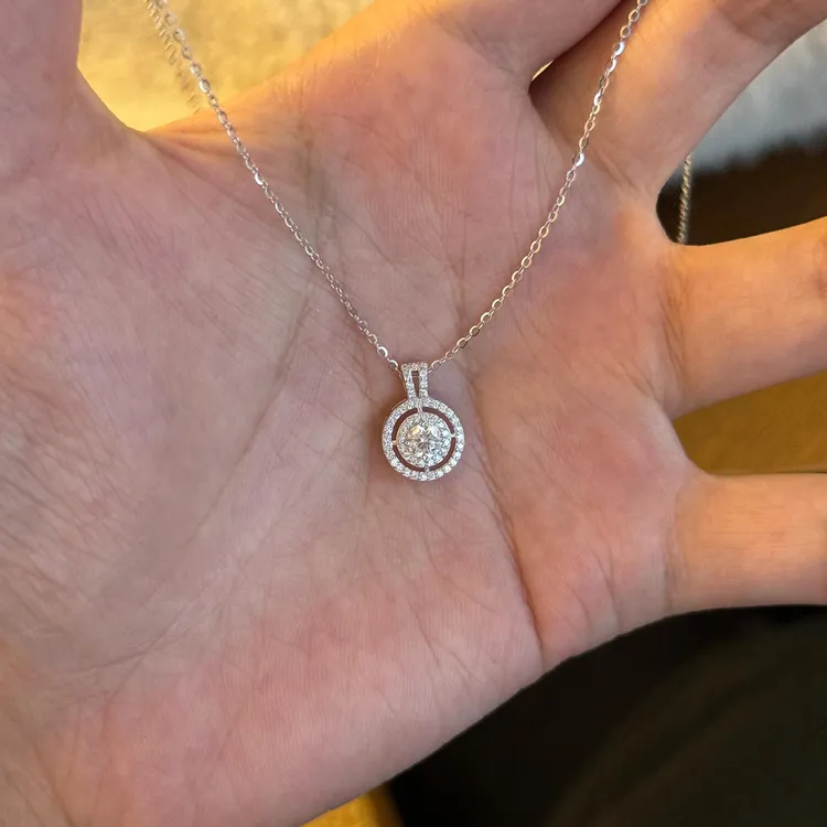 钛钢铅玻璃项链 钛钢铅玻璃项链爆闪圆形闪钻颈链2025新款轻奢气