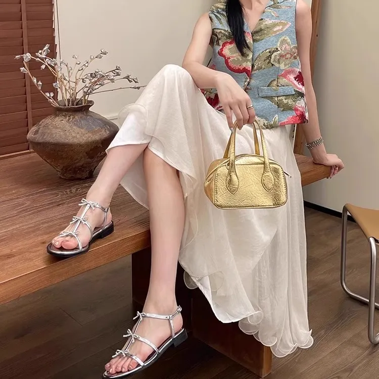 仙女风蝴蝶结水钻圆头露趾凉鞋2025夏季新款百搭粗跟一字带罗马鞋