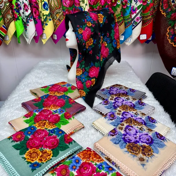 2026سىۋىت نۇسقا قىزىل كەشمىرگۈللۈك ياغلىق 俄罗斯花型小方巾