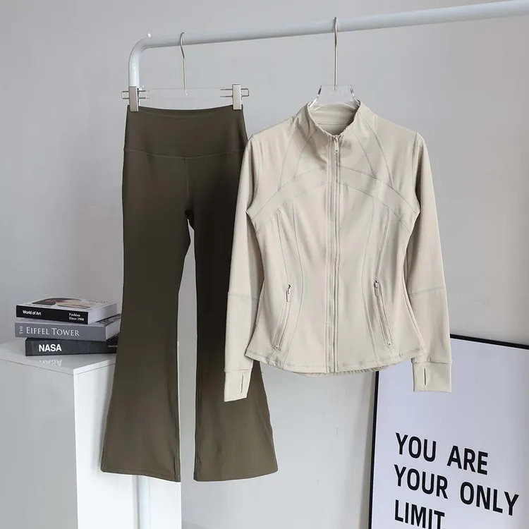 运动外套女秋冬款紧身收腰显瘦瑜伽服透气长袖训练上衣跑步健身服