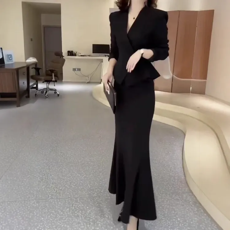 25033婕妤秀气质时尚洋气减龄纯色修身西服半身裙外套裙子显瘦轻