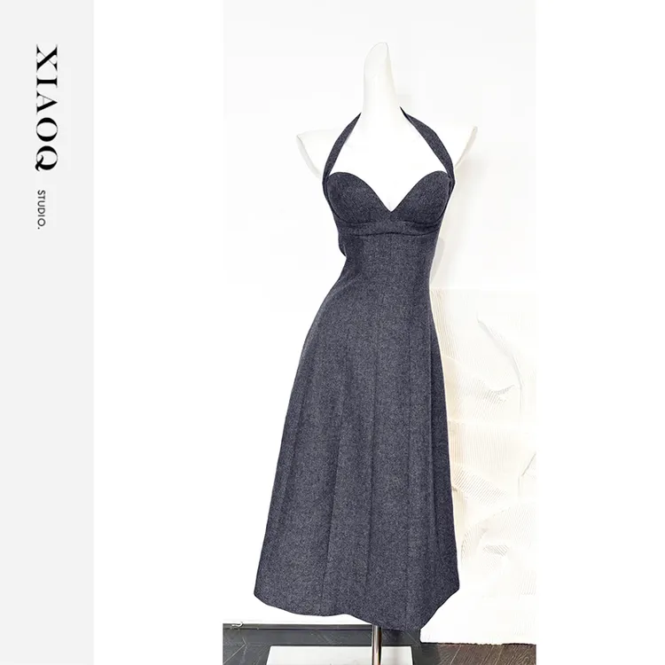 【小Q家】66520气质优雅无袖挂脖露背吊带裙