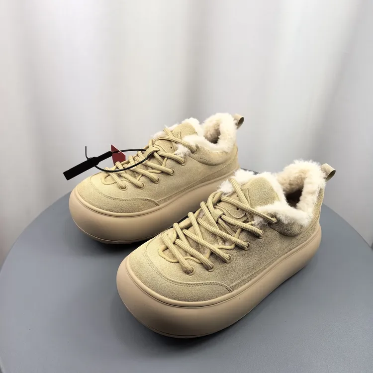 SGIRL TWTW松糕底加绒面包板鞋女2025冬季新款百搭丑萌大头休闲鞋