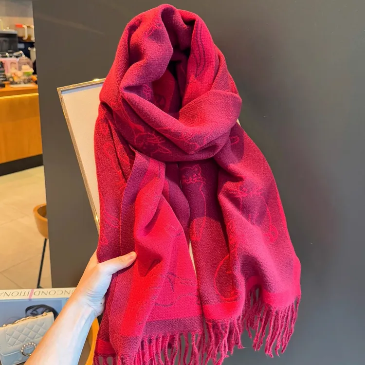 法国YOU'RE SLIM轻奢圣诞本命年红色羊绒围巾女秋冬新款围脖披肩