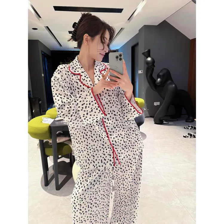 甜美简约波点花边慵懒感睡衣女春秋新款长袖长裤家居服套装可外穿