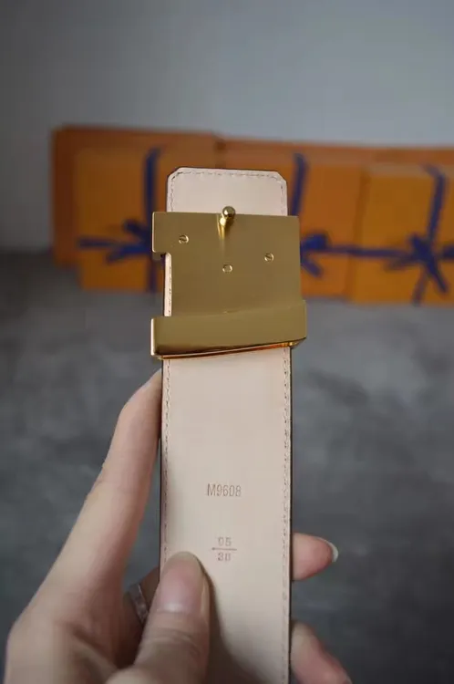 L送男友老公礼物皮带男款裤腰带打孔男士时尚棕色黑色休闲棋盘格