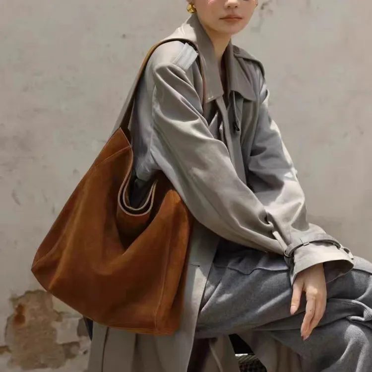 磨砂牛皮托特包女2025新款百豆复古大容量单肩包慵懒风休闲大包潮