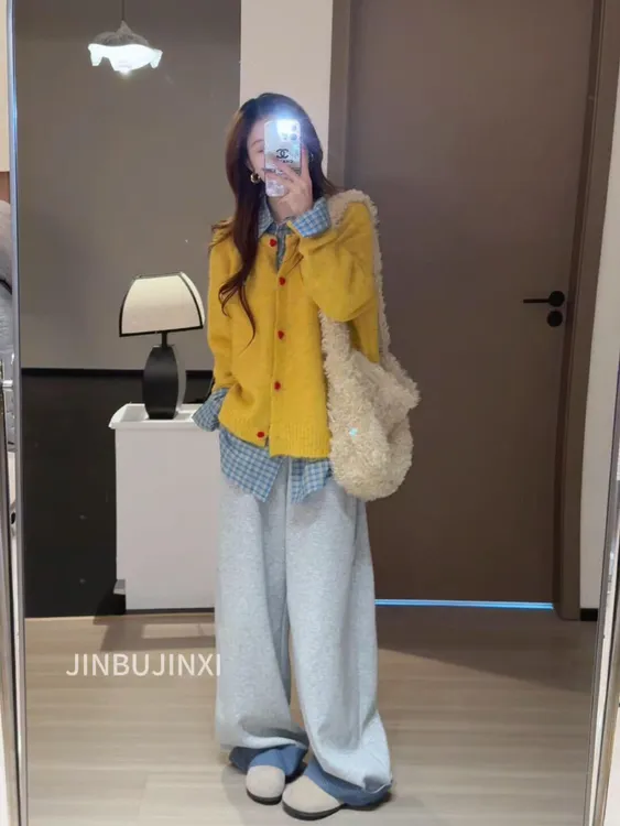 秋季一整套女装2025新款韩系慵懒蓝格衬衫叠穿针织衫休闲裤三件套