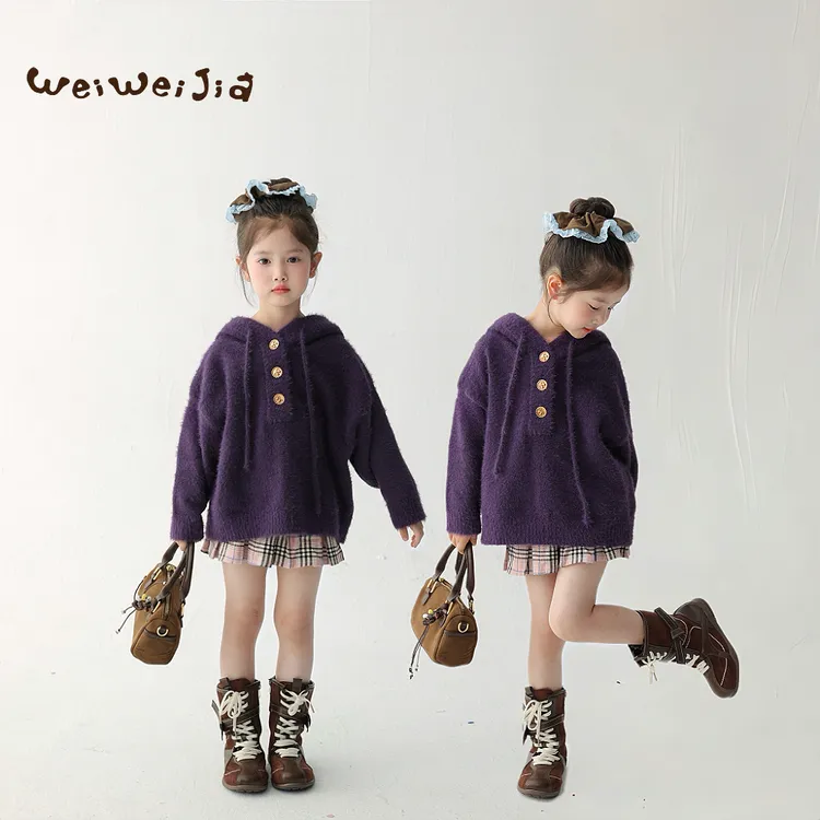 未未家 女童秋冬新款学院风甜美紫色毛绒连帽毛衣+格纹百褶裙短裙