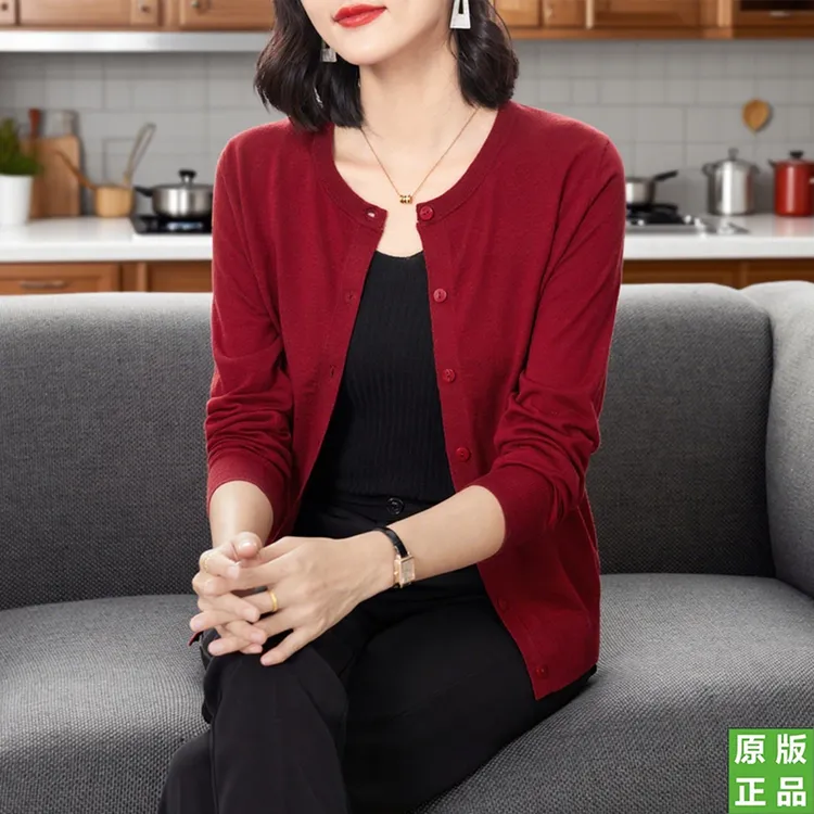 春秋爆款圆领薄款外搭短款外套针织上衣羊毛衫开衫女专柜正品