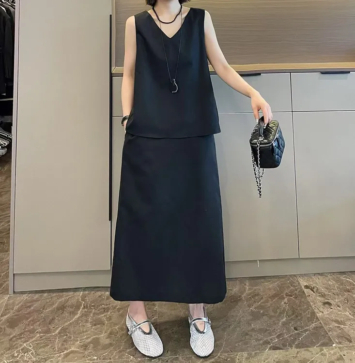 米可/MK-2044ZJ【亚麻V领长半裙套装】时尚休闲夏季新款两件套