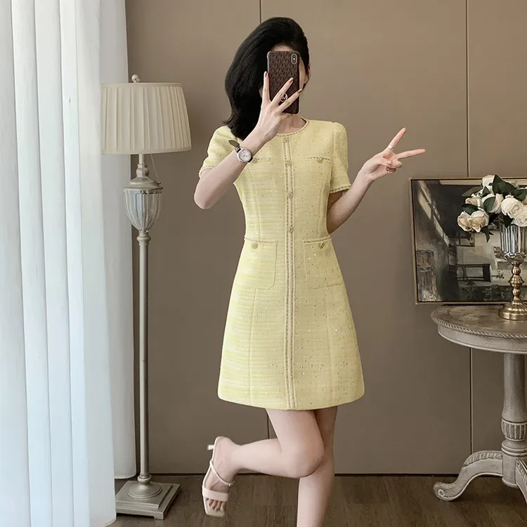 夏季名媛时尚法式轻奢A字裙子女洋气减龄御姐高级感小香风连衣裙