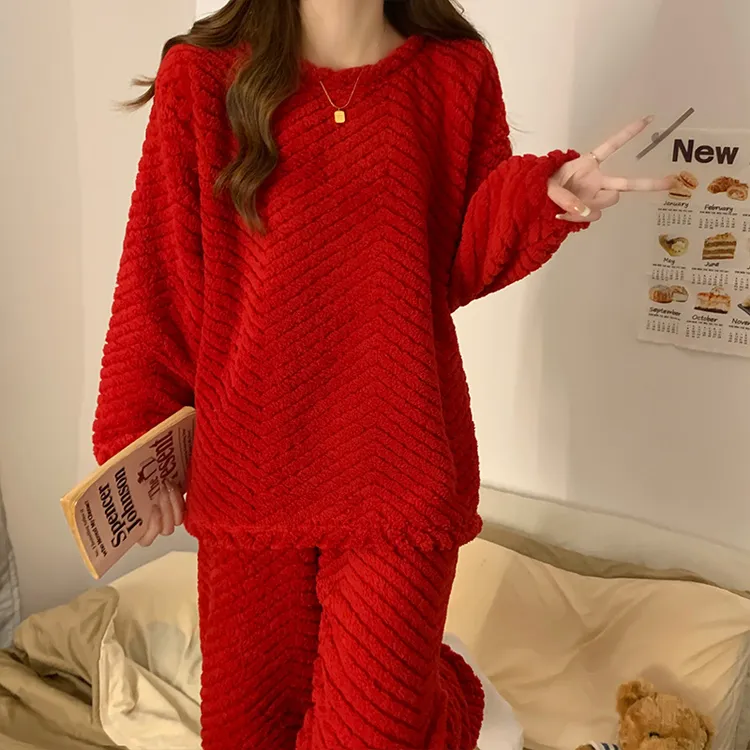 法兰绒睡衣女秋冬款加厚珊瑚绒性感ins风红色本命年家居服两件套