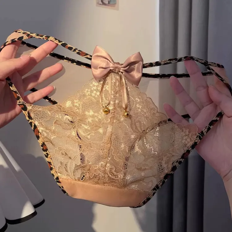 蔓荔内可豹纹可爱铃铛内裤女士舒适三角裤