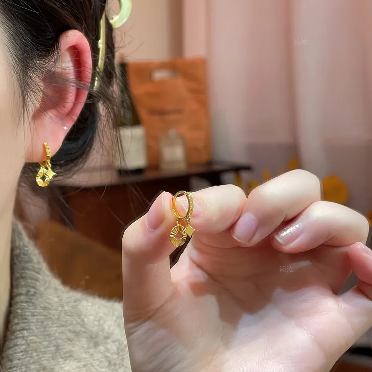 【沁汝饰品】FQ828金色星芒钱多多耳扣轻奢感