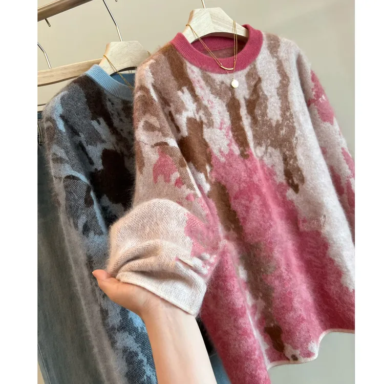 重磅新款女士圆领套头毛衣拉绒晕染柔软时尚加厚针织衫上衣女秋冬