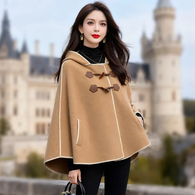 木瓜牛奶秋冬爆款宽松保暖连帽牛角扣斗篷短外套毛呢双面百搭上衣