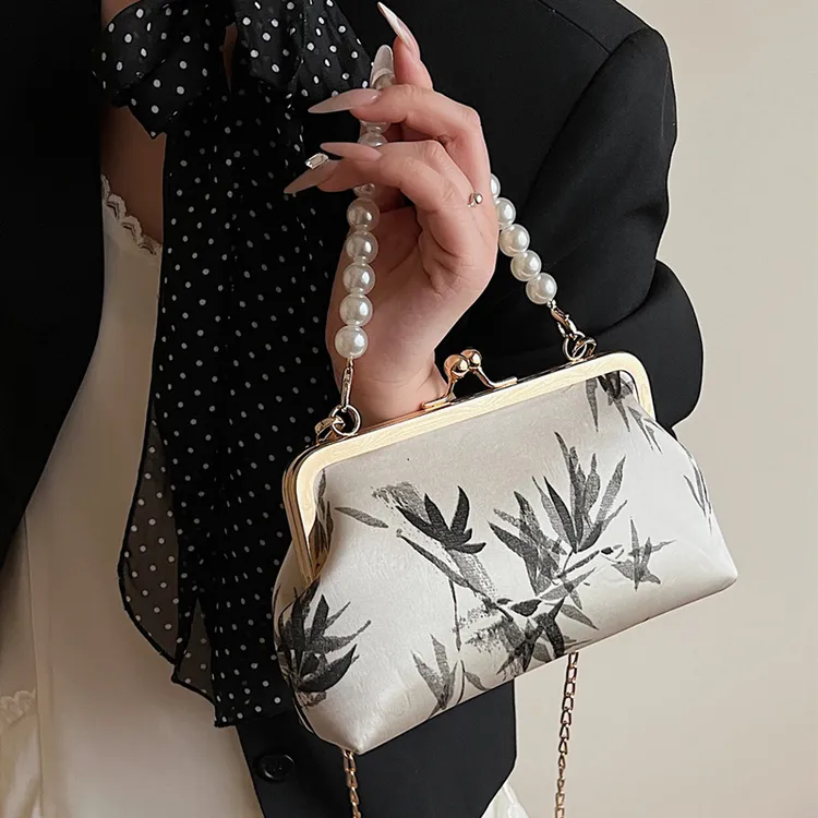 2025新款新中式晚宴包手提斜挎单肩包复古经典水墨竹叶珍珠手拎包