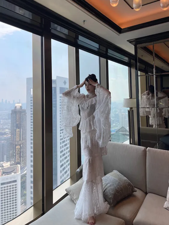 ChiclyNana  欧美风重工连衣裙生日宴会礼服裙立领刺绣荷叶边长裙