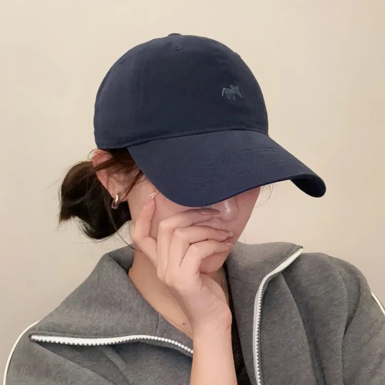 刺绣小狐狸标棒球帽遮阳帽防晒帽百搭帽檐加大加宽鸭舌帽网红时尚