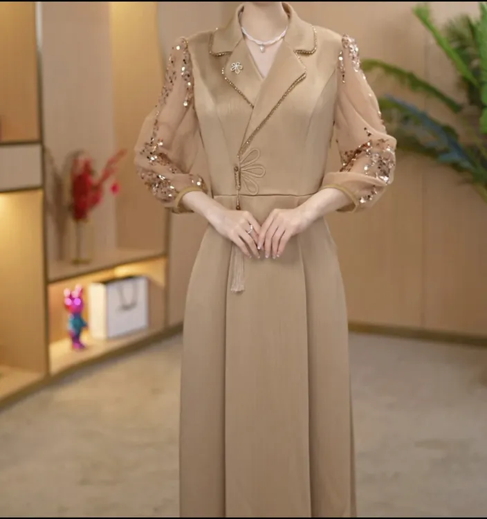 【连衣裙】2025春季穿搭连衣裙女新款精致女人收腰中长款裙子