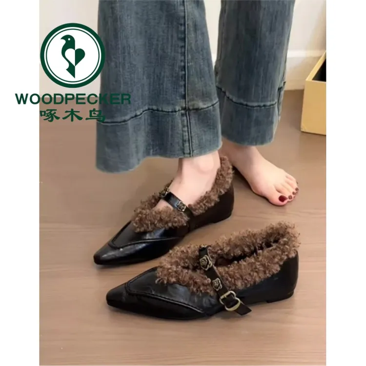 啄木鸟法式内增高浅口单鞋女2025冬季复古尖头加绒一字带玛丽珍鞋