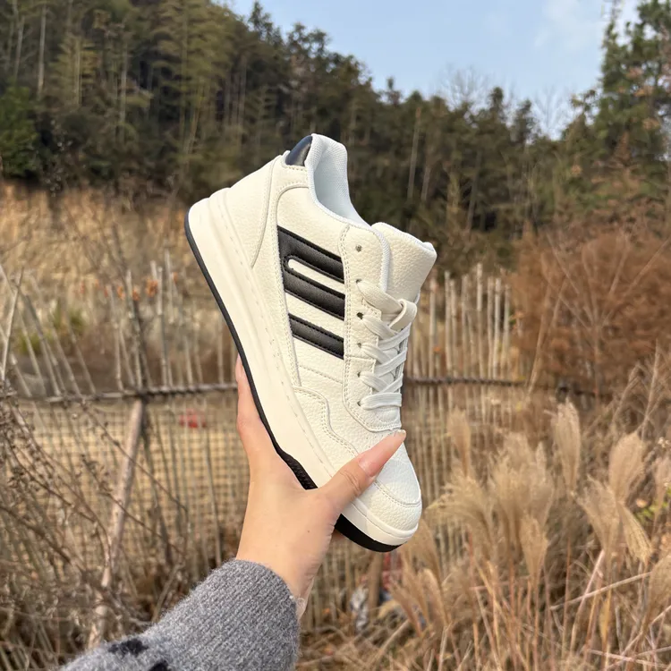 男士低帮休闲小白鞋男鞋阿甘鞋牛皮四季款旅游鞋休闲运动透气板鞋