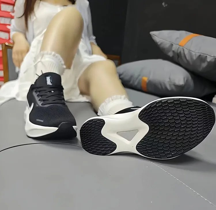 【现货】正品断码透气网面夏季潮鞋跑步鞋运动鞋休闲情侣鞋