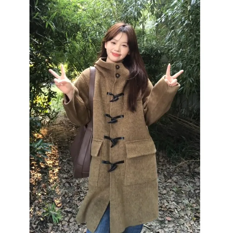 2025新款深冬独特超好看牛角扣呢子大衣女入冬毛呢外套加厚中长款