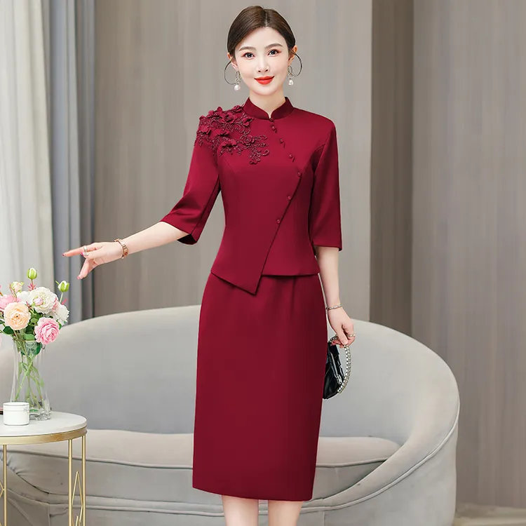喜婆婆婚宴2025夏季新款高端连衣裙礼服高贵妈妈酒红色中长款裙子