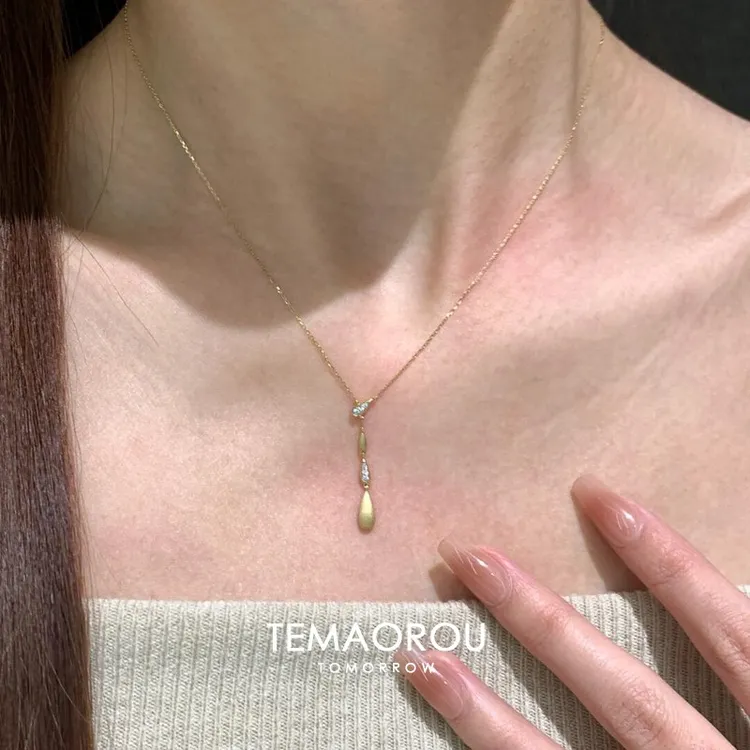 铜合金项链 y字拉丝悬浮水滴闪钻极细款锁骨链女款轻奢高级感配饰