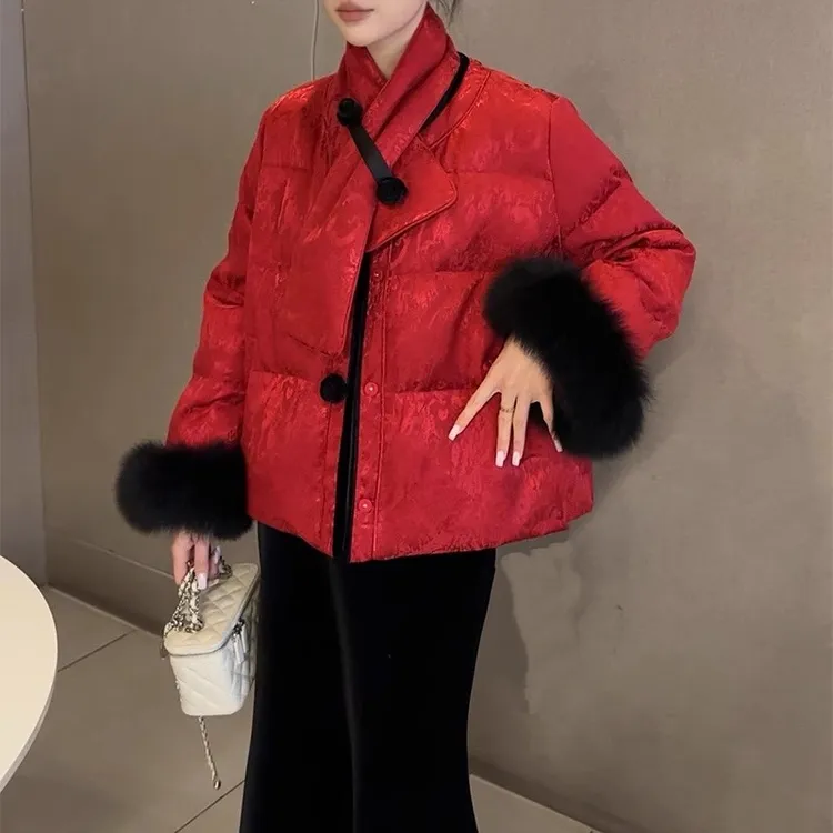 拉夏贝尔新中式国风红色保暖外套女2025冬季新款爆款高端御寒上衣