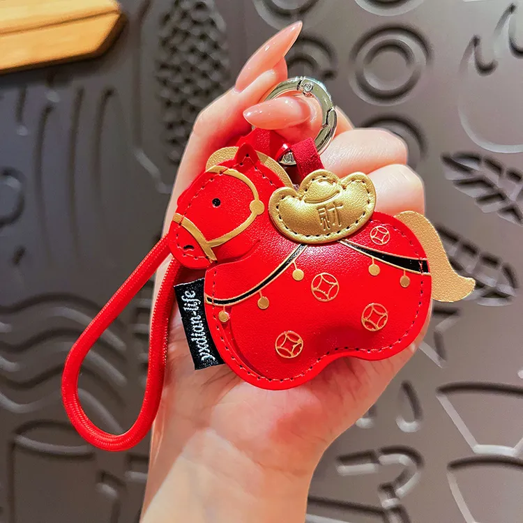 2025新款马上有钱皮革钥匙扣挂件国潮生肖马新年挂件精致新年礼物