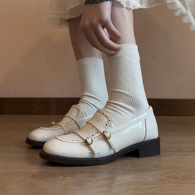 UHCK法式温柔白乐福鞋女皮带扣雕花一脚蹬小皮鞋低跟单鞋