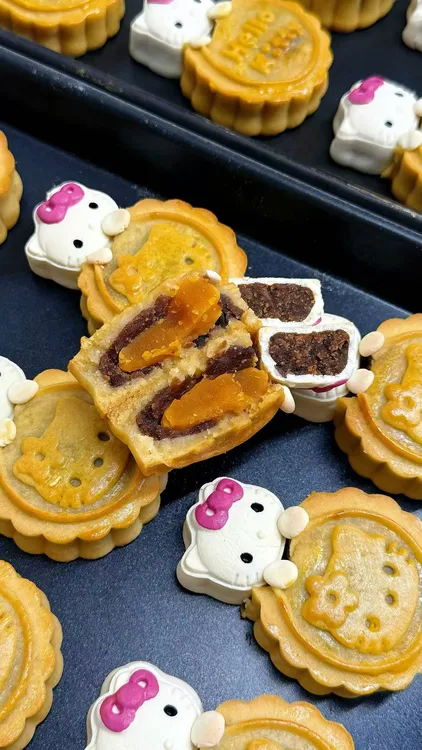 hello Kitty月饼（豆沙蛋黄味）五个装（不含礼盒）