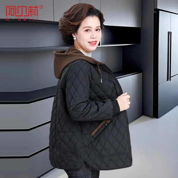 气质妈妈秋冬轻薄连帽棉衣洋气宽松棉袄中老年女冬季加绒夹棉外套