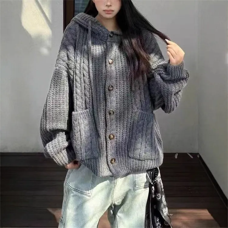 韩系穿搭麻花慵懒风V领连帽针织毛衣女秋冬新款美式宽松显瘦外套
