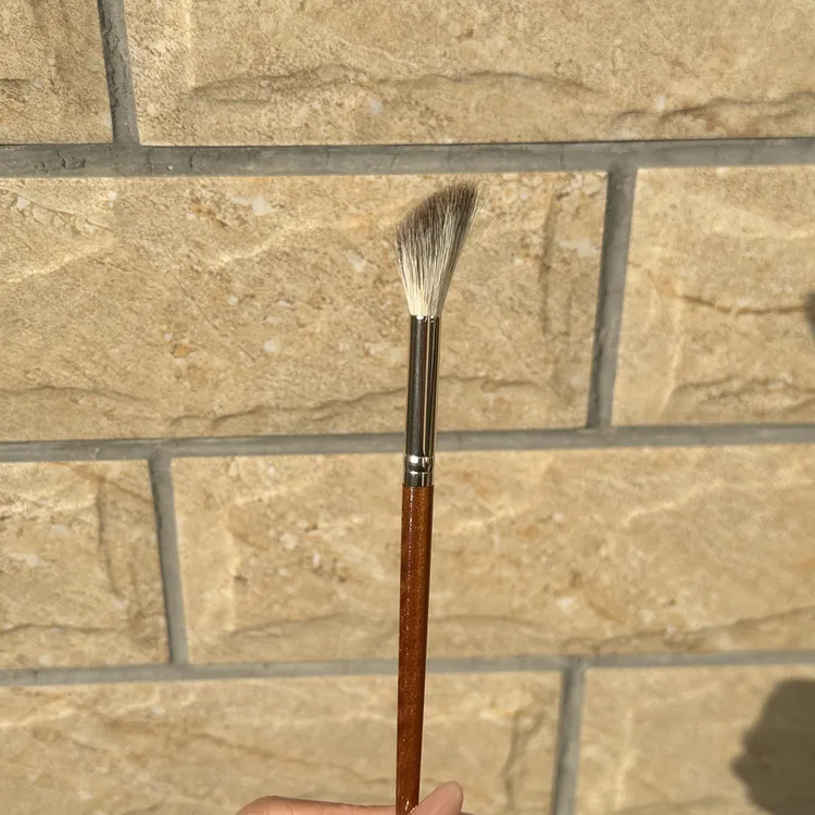 毛房腮红刷高光刷雪狐毛羊毛斜坡余粉晕染刷沧州化妆刷新手