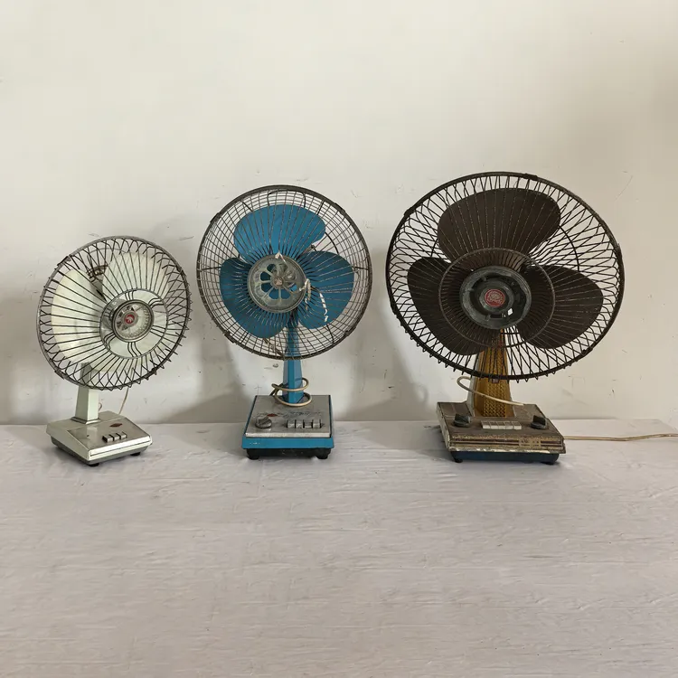 民俗老物件电风扇摆件复古怀旧80年代夏季老式台扇风扇装饰道具
